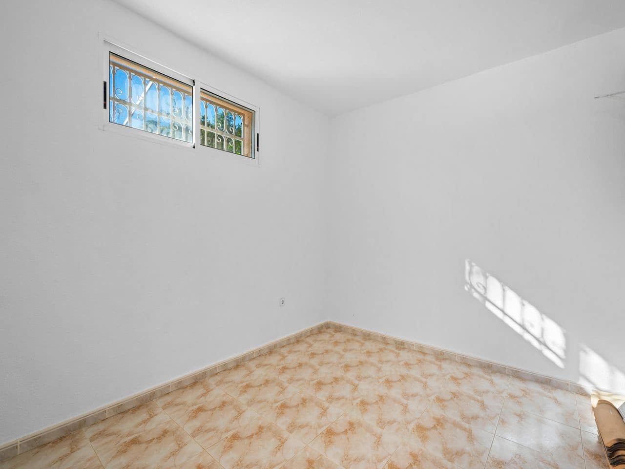 2 sypialnia Willa na sprzedaż w Benimar z basenem - 395 000 € (Ref: 9985790)