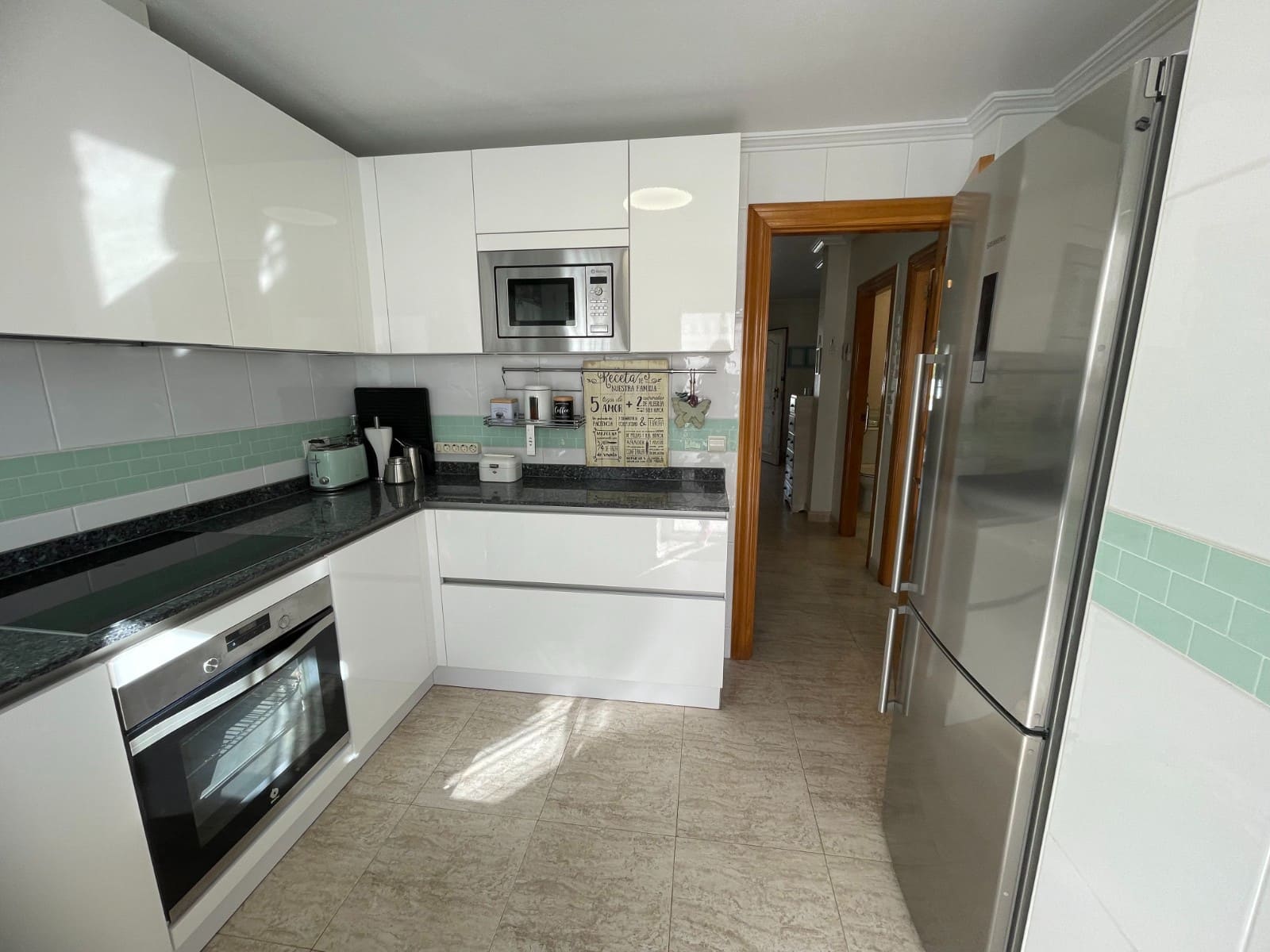 3 makuuhuone Omakotitalo myytävänä paikassa Torre de la Horadada mukana uima-altaan - 355 000 € (Ref: 9985797)