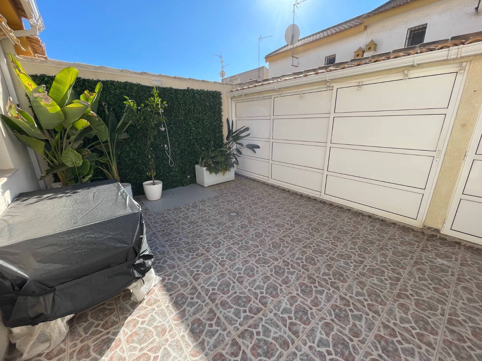 3 makuuhuone Omakotitalo myytävänä paikassa Torre de la Horadada mukana uima-altaan - 355 000 € (Ref: 9985797)
