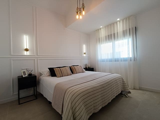 3 slaapkamer Villa te koop in El Chaparral, Torrevieja met zwembad - € 459.000 (Ref: 9985800)