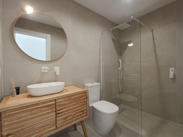 3 slaapkamer Villa te koop in El Chaparral, Torrevieja met zwembad - € 459.000 (Ref: 9985800)