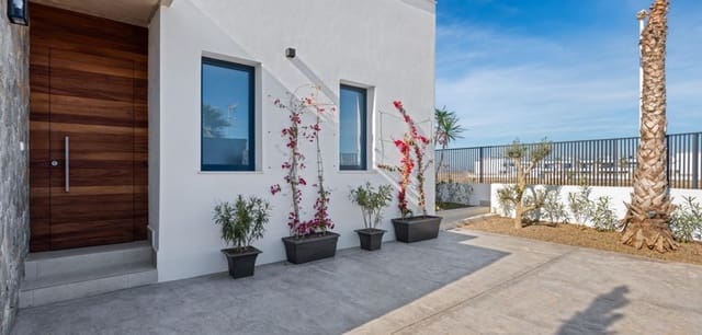 3 sypialnia Willa na sprzedaż w Mar de Cristal, Kartagena z basenem garażem - 549 000 € (Ref: 9985805)