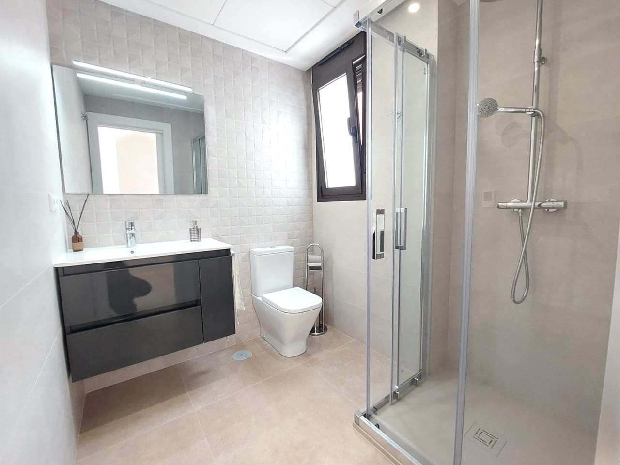 3 chambre Villa/Maison à vendre à San Pedro del Pinatar avec piscine - 395 000 € (Ref: 9985806)
