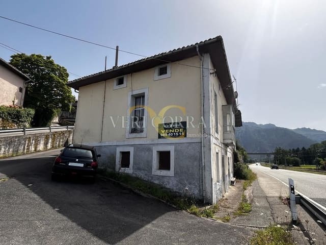 5 bedroom Townhouse for sale in Ribadesella - € 75,000 (Ref: 9443428)