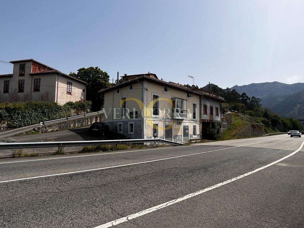 5 bedroom Townhouse for sale in Ribadesella - € 75,000 (Ref: 9443428)