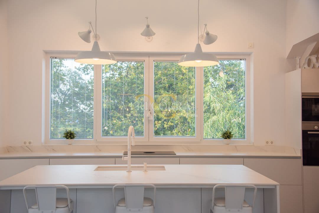 3 bedroom Villa for sale in Llanes - € 1,300,000 (Ref: 9443430)