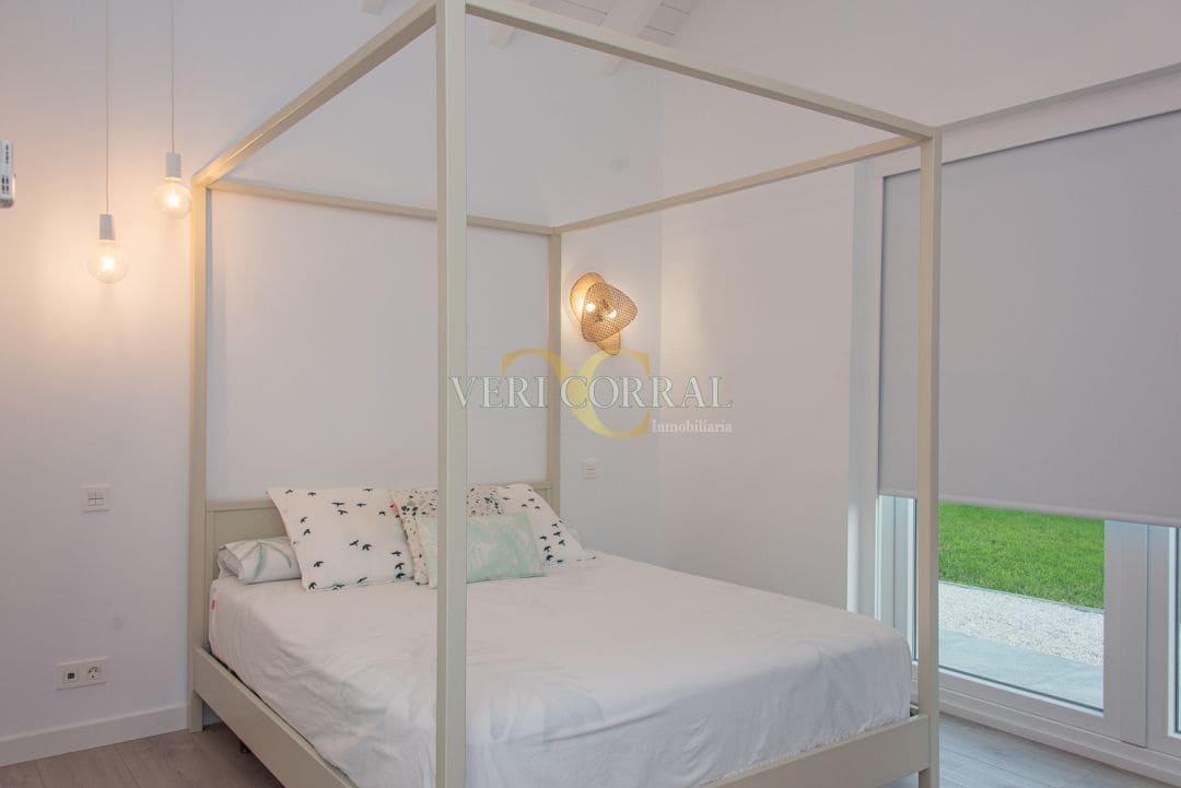 3 bedroom Villa for sale in Llanes - € 1,300,000 (Ref: 9443430)