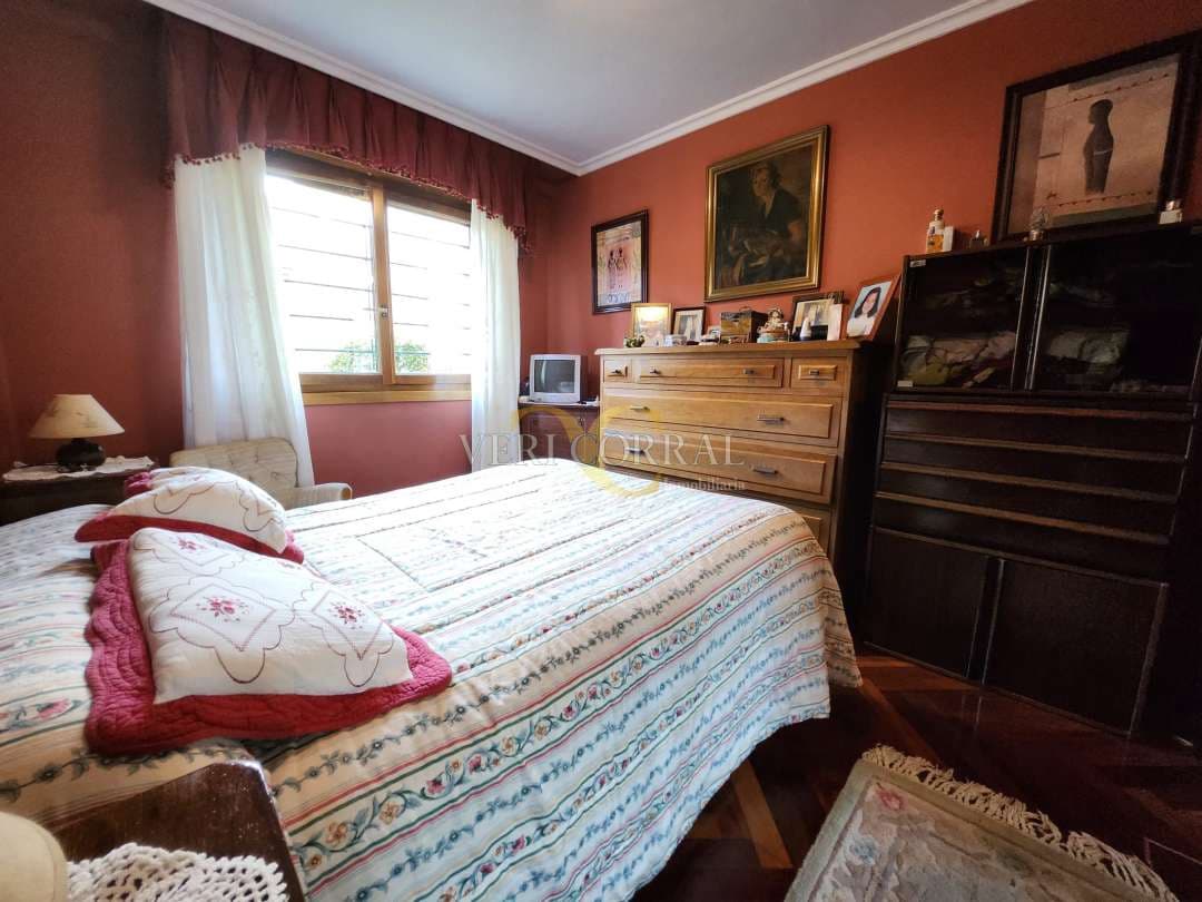 2 bedroom Flat for sale in Llanes - € 225,000 (Ref: 9443431)