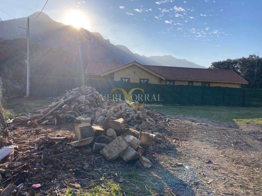 Grunde uden byggetilladelser til salg i Llanes - € 55.000 (Ref: 9443432)