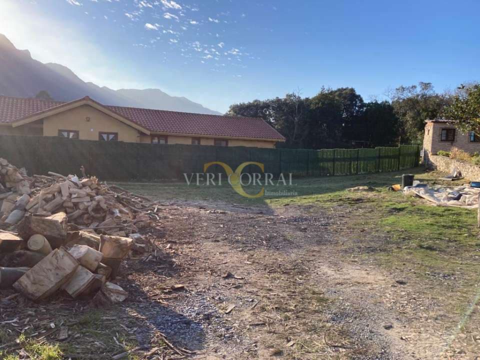 Grunde uden byggetilladelser til salg i Llanes - € 55.000 (Ref: 9443432)