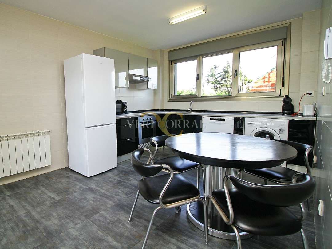 5 slaapkamer Villa te koop in Gijon - € 820.000 (Ref: 9443433)