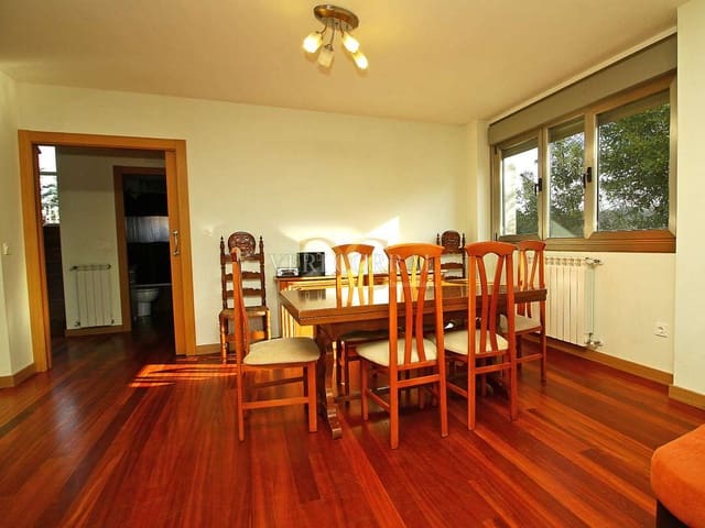 5 slaapkamer Villa te koop in Gijón - € 820.000 (Ref: 9443433)