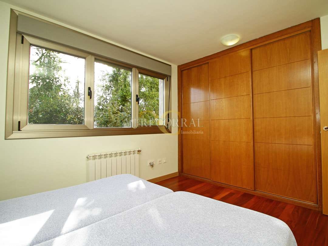 5 slaapkamer Villa te koop in Gijon - € 820.000 (Ref: 9443433)