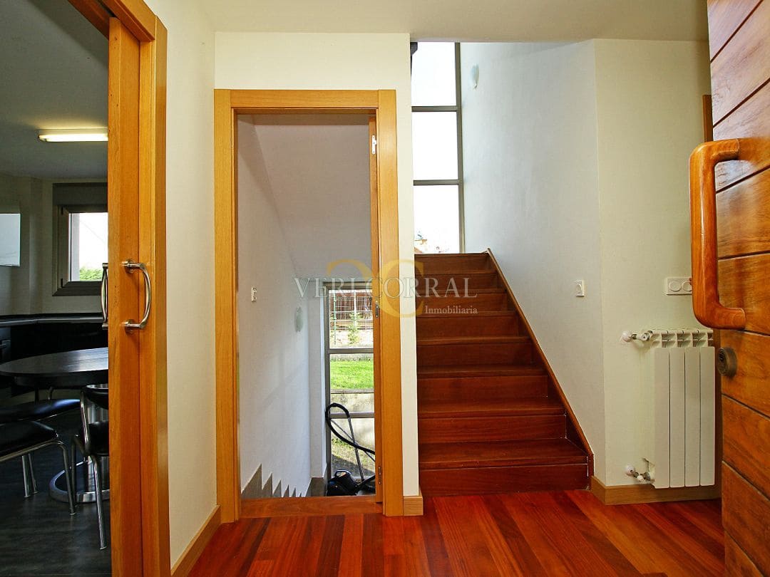 5 slaapkamer Villa te koop in Gijon - € 820.000 (Ref: 9443433)