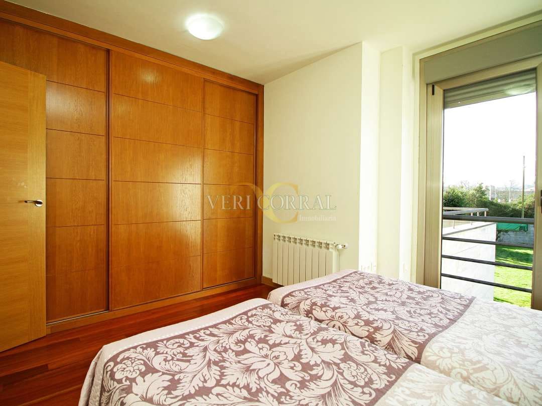 5 slaapkamer Villa te koop in Gijon - € 820.000 (Ref: 9443433)