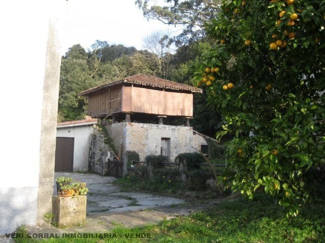 5 bedroom Townhouse for sale in Llanes - € 2,000,000 (Ref: 9443437)