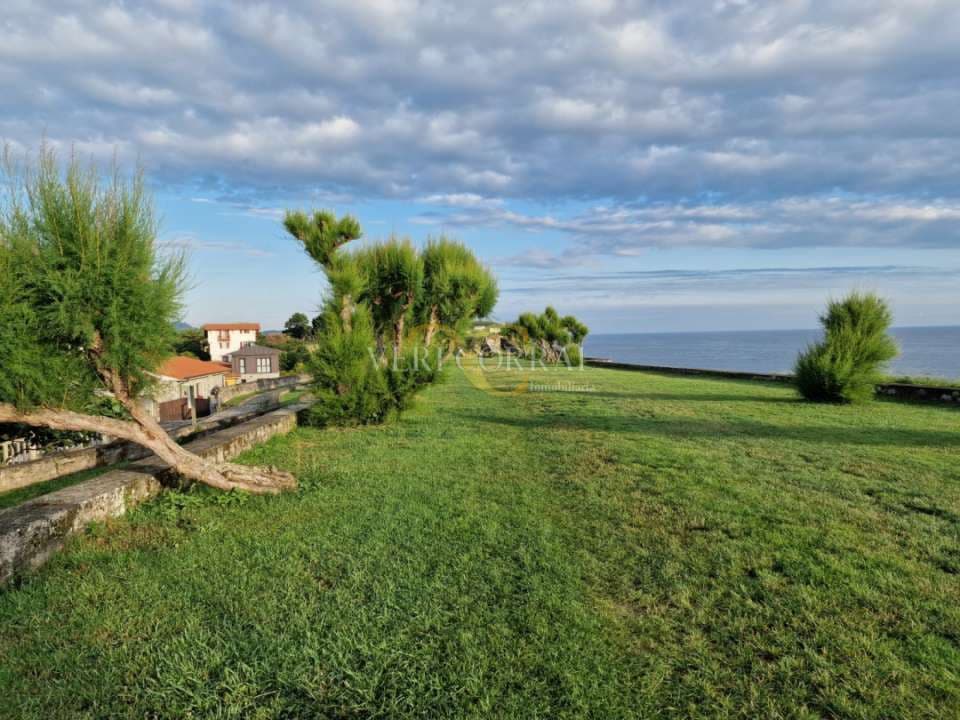 Flat for sale in Llanes - € 600,000 (Ref: 9443440)