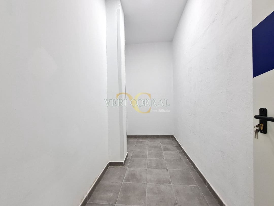 Local Comercial en Oviedo en venta - 229.000 € (Ref: 9443441)