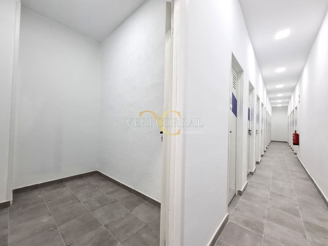 Local Comercial en Oviedo en venta - 229.000 € (Ref: 9443441)