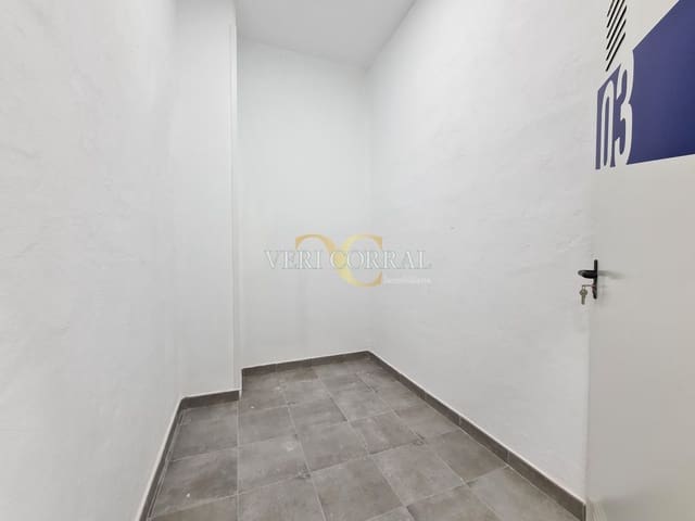 Local Comercial en Centro Urbano, Oviedo en venta - 229.000 € (Ref: 9443441)