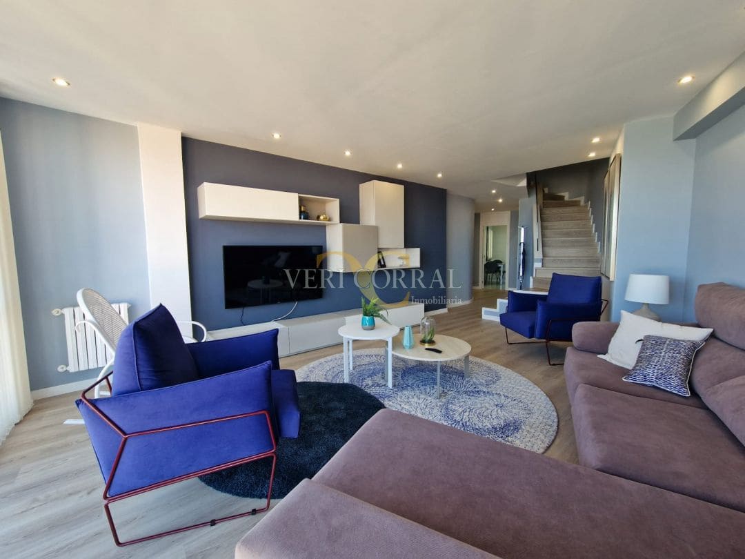 3 bedroom Flat for rent in Llanes - € 280 (Ref: 9443443)