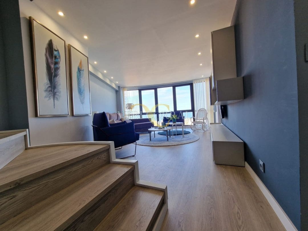 3 bedroom Flat for rent in Llanes - € 280 (Ref: 9443443)