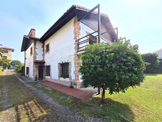 5 bedroom Townhouse for sale in Ribadesella/Ribeseya, Ribadesella - € 1,250,000 (Ref: 9443444)