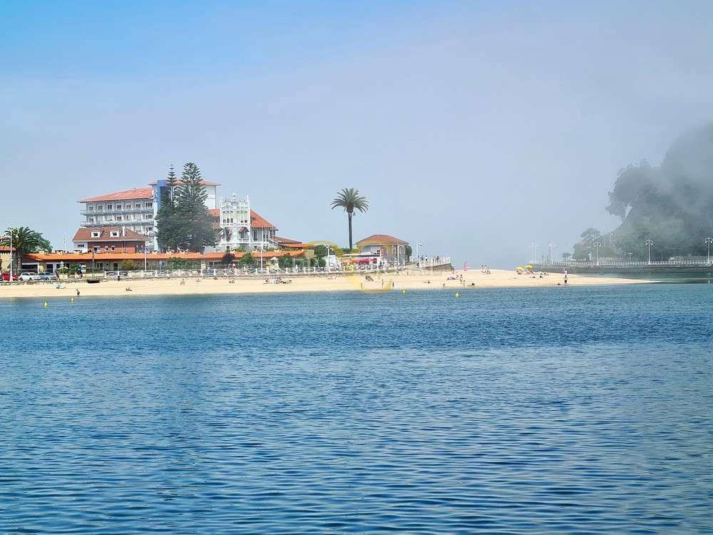 5 bedroom Townhouse for sale in Ribadesella - € 1,250,000 (Ref: 9443444)