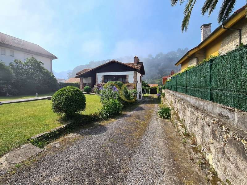 5 bedroom Townhouse for sale in Ribadesella - € 1,250,000 (Ref: 9443444)