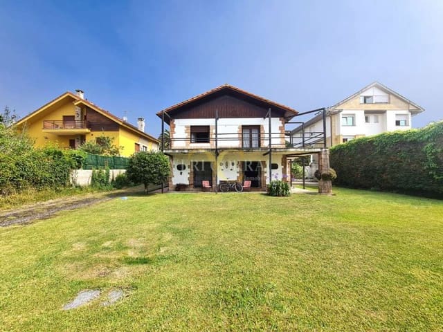 5 bedroom Townhouse for sale in Ribadesella/Ribeseya, Ribadesella - € 1,250,000 (Ref: 9443444)