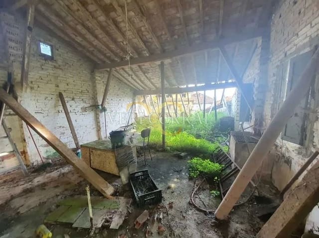 2 soveværelse Semi-Rækkehus til salg i Cue, Llanes - € 100.000 (Ref: 9443446)