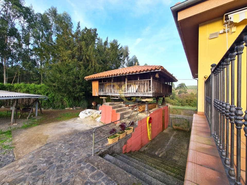 5 sypialnia Dom na sprzedaż w Pravia - 299 000 € (Ref: 9443450)