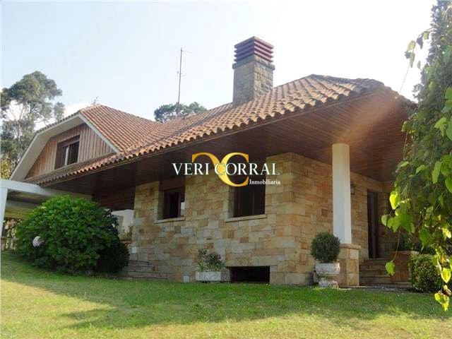 6 bedroom Villa for sale in Gijon with pool - € 1,200,000 (Ref: 9443452)