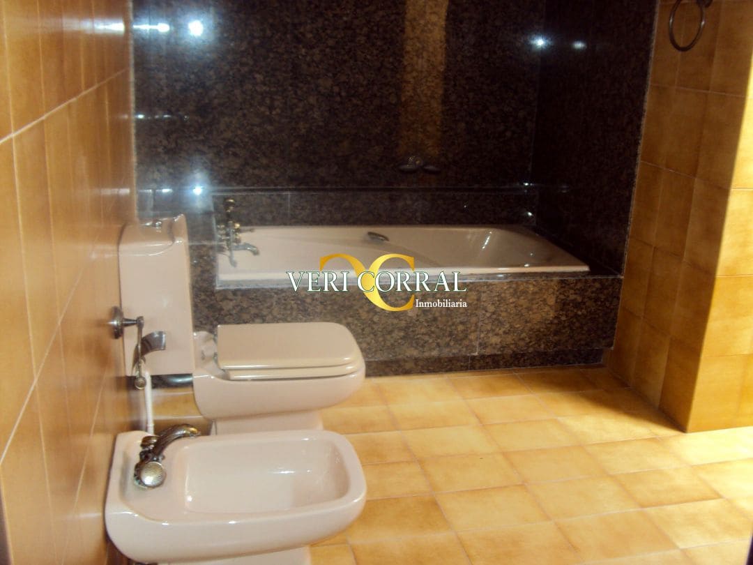 6 bedroom Villa for sale in Gijon with pool - € 1,200,000 (Ref: 9443452)