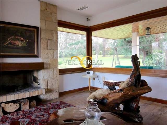 6 bedroom Villa for sale in Gijon with pool - € 1,200,000 (Ref: 9443452)