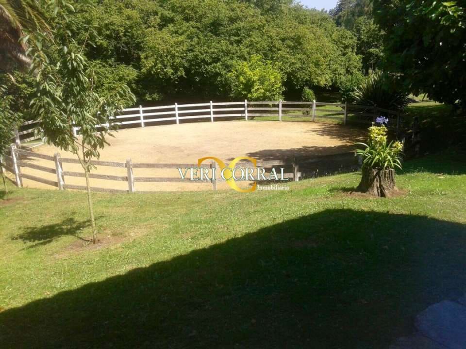 6 bedroom Villa for sale in Gijon with pool - € 1,200,000 (Ref: 9443452)