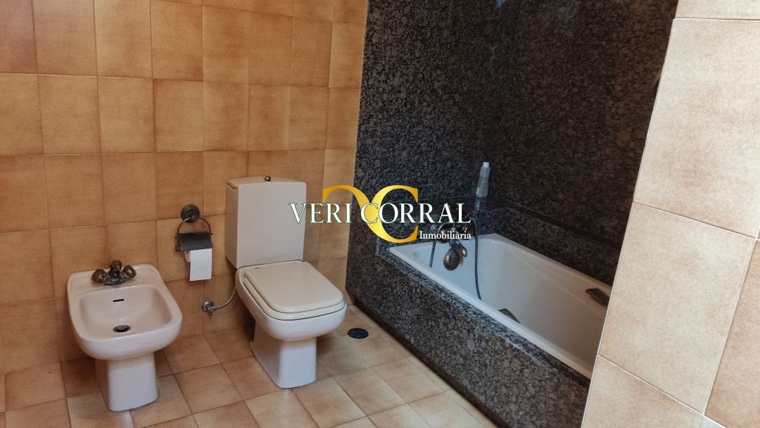 6 bedroom Villa for sale in Gijon with pool - € 1,200,000 (Ref: 9443452)