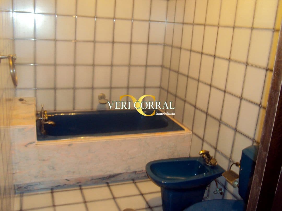 6 bedroom Villa for sale in Gijon with pool - € 1,200,000 (Ref: 9443452)