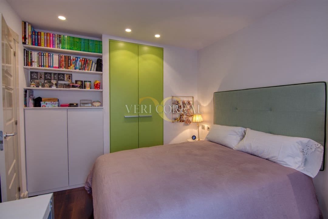 Apartamento de 3 habitaciones en Oviedo en venta - 550.000 € (Ref: 9443453)