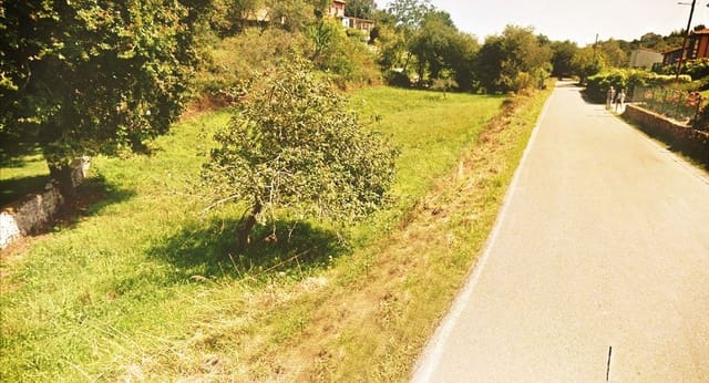 Teren niezagospodarowany na sprzedaż w Llanes - 180 000 € (Ref: 9443454)