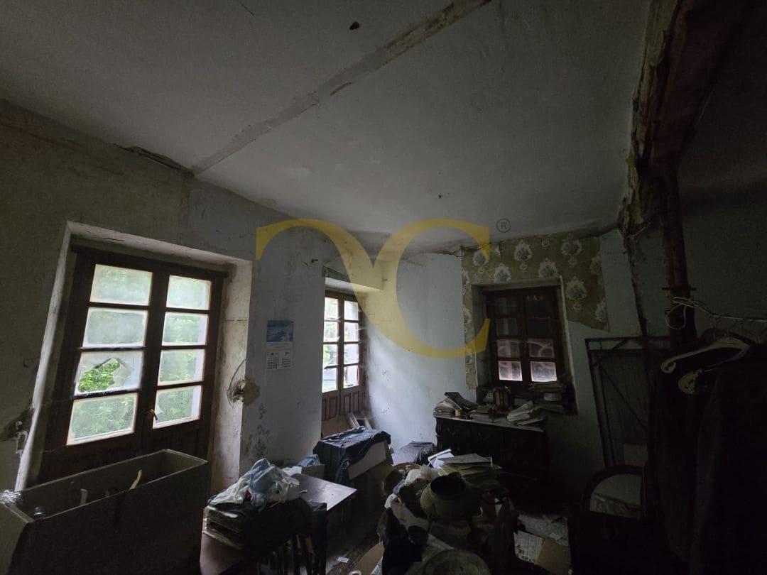 Commercial for sale in Llanes - € 465,000 (Ref: 9443455)