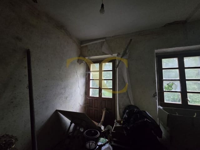 Commercial for sale in Llanes - € 465,000 (Ref: 9443455)