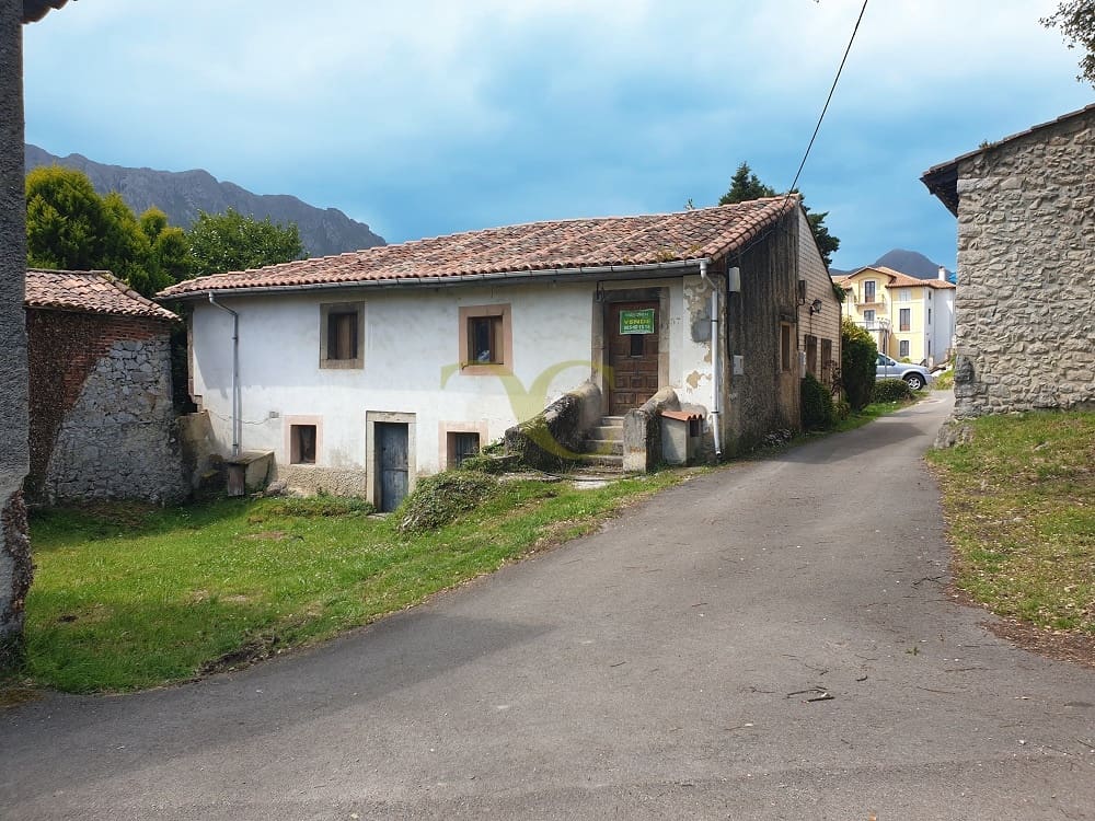 3 bedroom Townhouse for sale in Llanes - € 139,000 (Ref: 9443460)