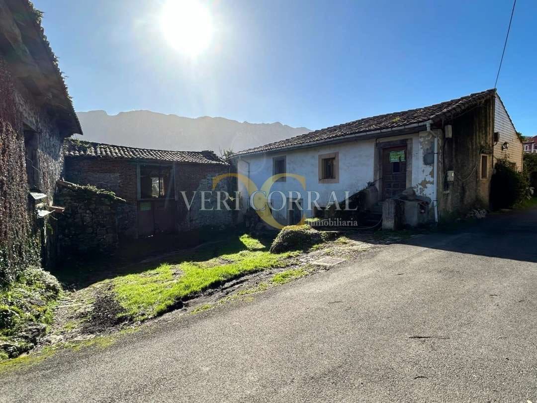 3 bedroom Townhouse for sale in Llanes - € 139,000 (Ref: 9443460)