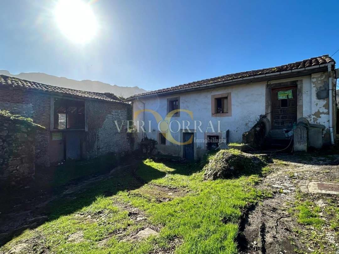 3 bedroom Townhouse for sale in Llanes - € 139,000 (Ref: 9443460)