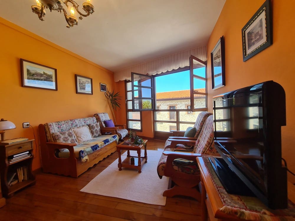 2 bedroom Flat for sale in Llanes - € 345,000 (Ref: 9443461)