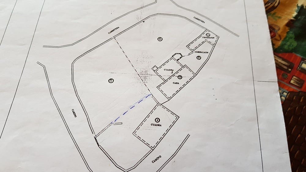 4 bedroom Townhouse for sale in Llanes - € 260,000 (Ref: 9443462)