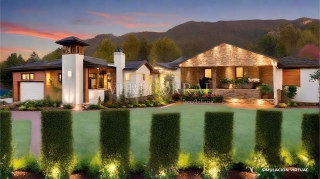 4 bedroom Townhouse for sale in Llanes - € 260,000 (Ref: 9443462)