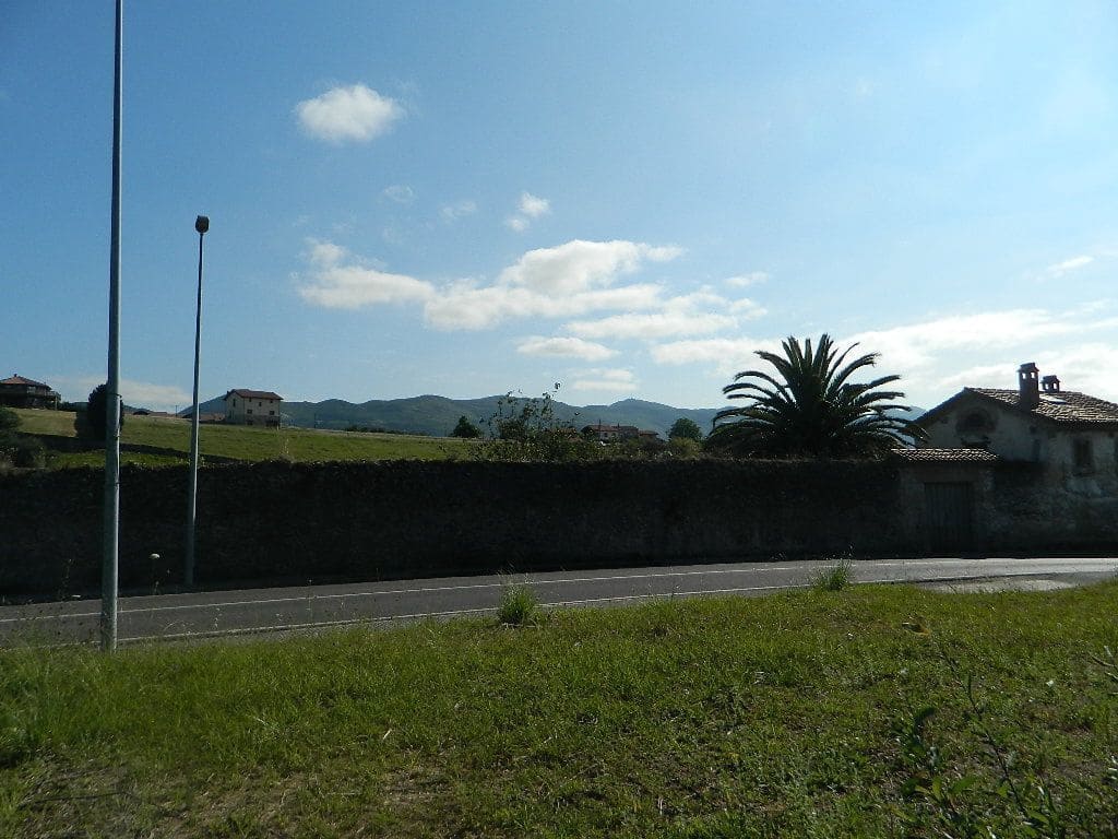 Ubebygd land til salgs i Ribadedeva - € 94 000 (Ref: 9443463)