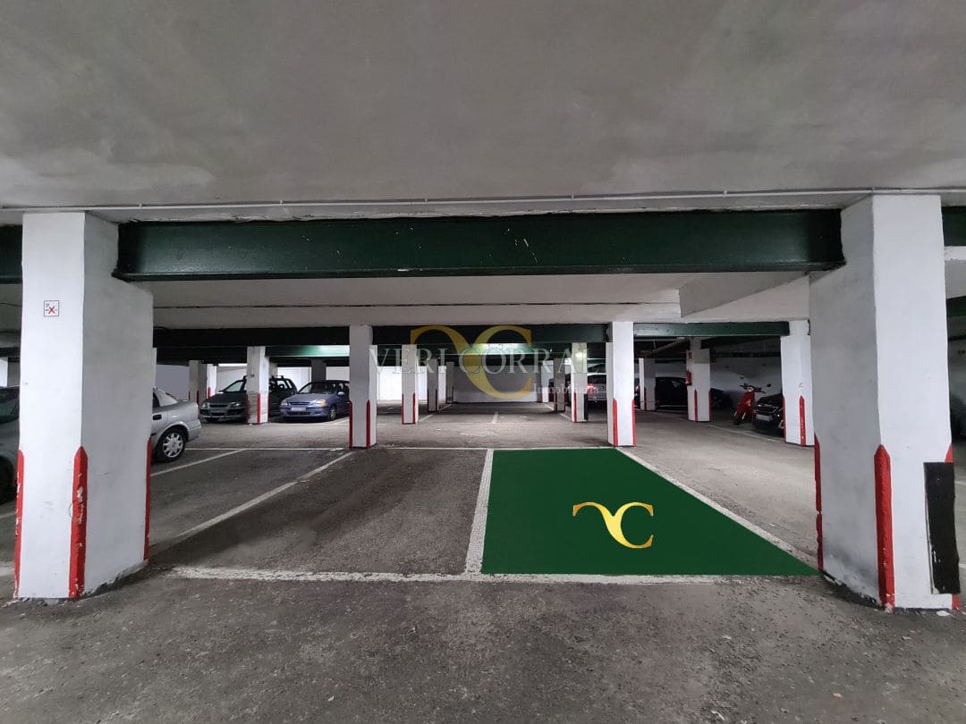 Garaje en Gijón en venta - 17.500 € (Ref: 9443466)